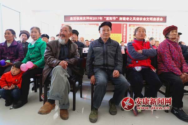 11027գϾƺ˂һÚg.jpg
